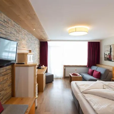 Dilly - Nationalpark Hotel Windischgarsten