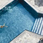 Dilly - Nationalpark Szálloda 4*